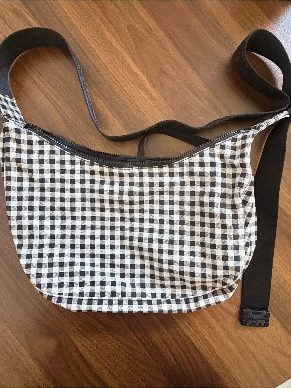 BAGGU Black and White Gingham Crossbody Bag